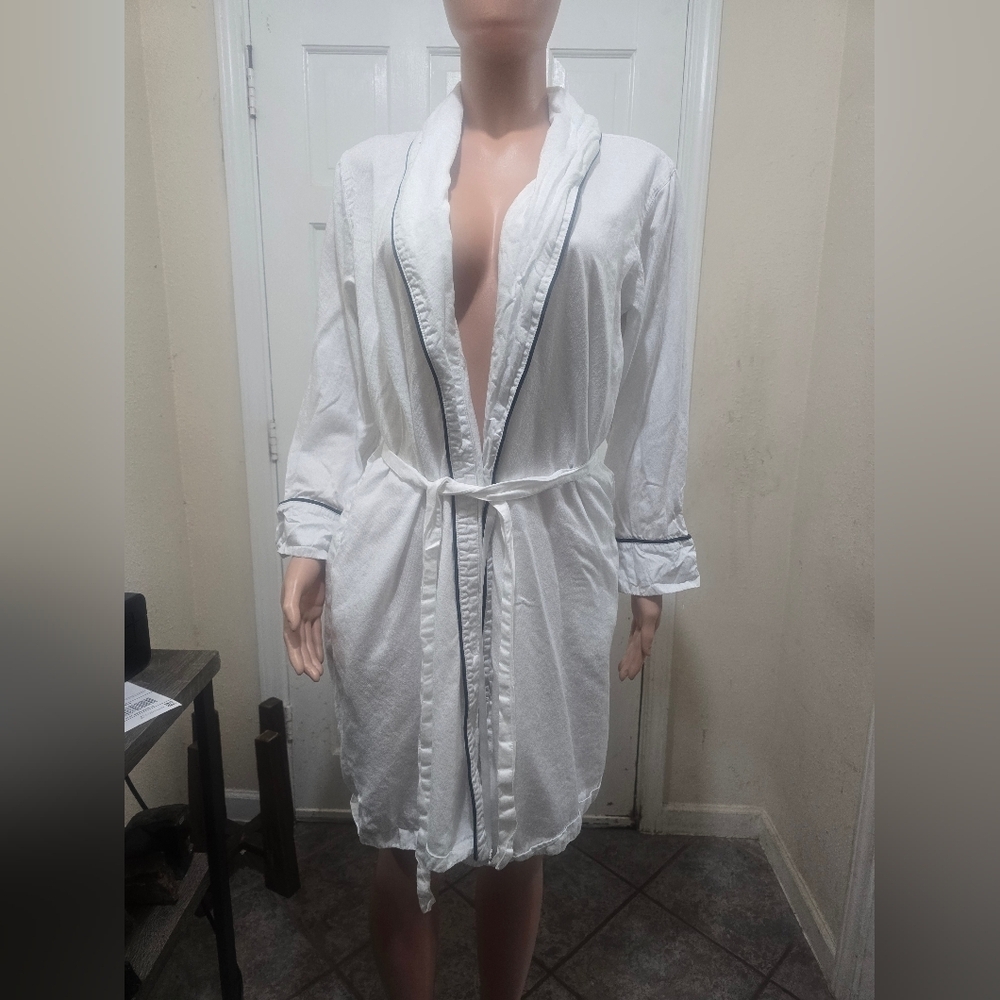 Pottery Barn White Robe with Black Accents